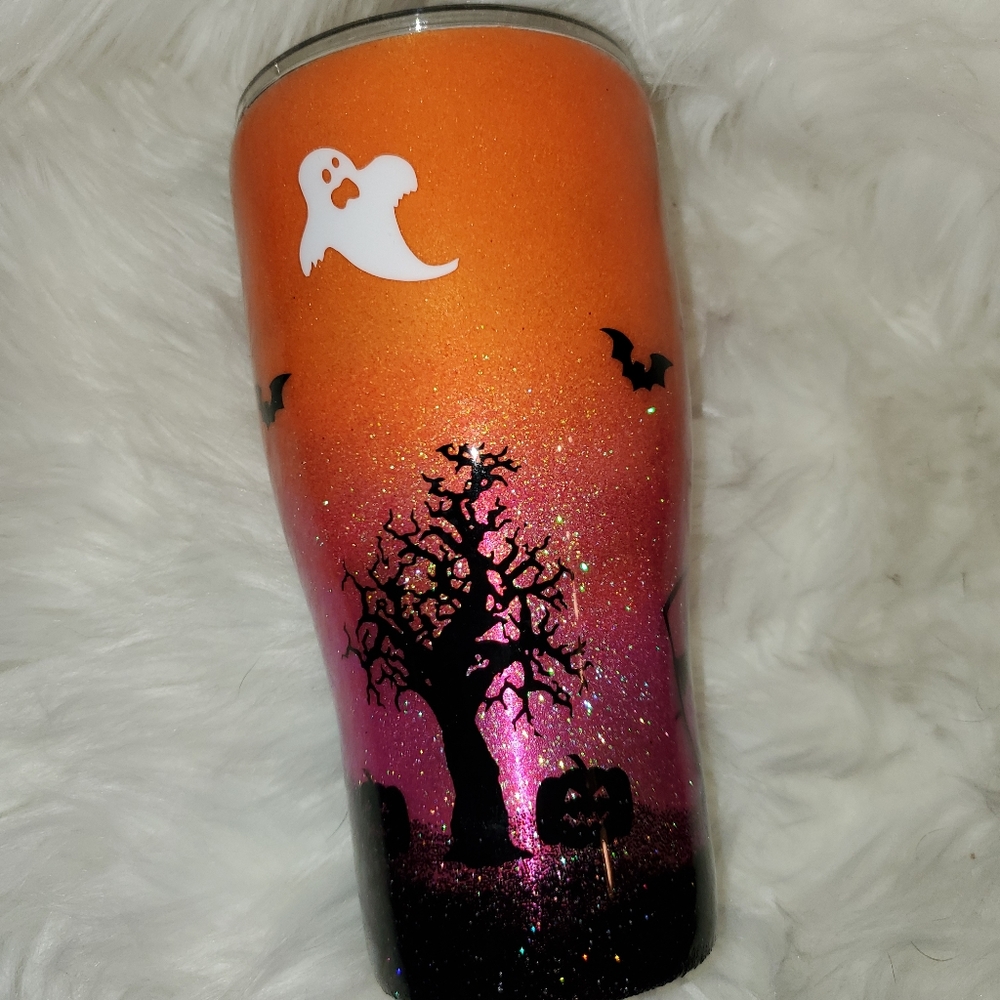 Custom made GLOW IN THE DARK Halloween Tumblr! 🧡